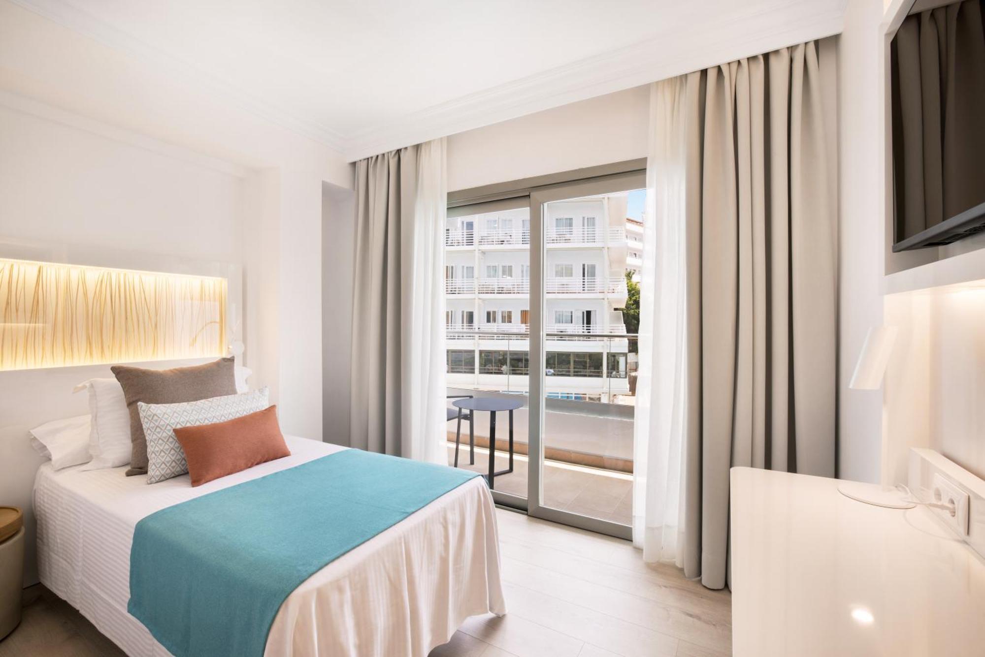 Large Single Room,1679560886:JPEG