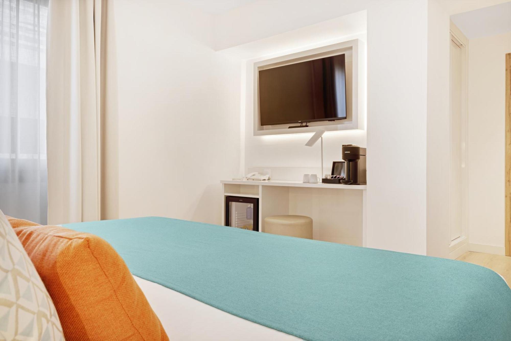 Junior Suite,1679560927:JPEG
